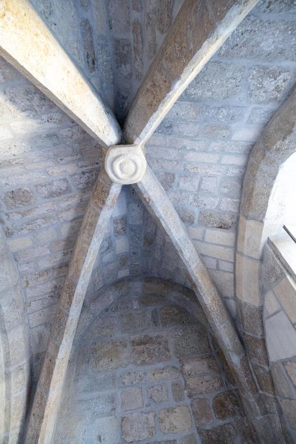 Suite Imperiale Eglise Du Couvent Narbonne Exterior foto
